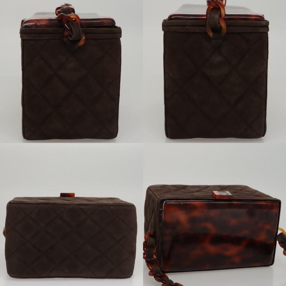 Chanel Matelasse Handbag - Picture 3 of 8